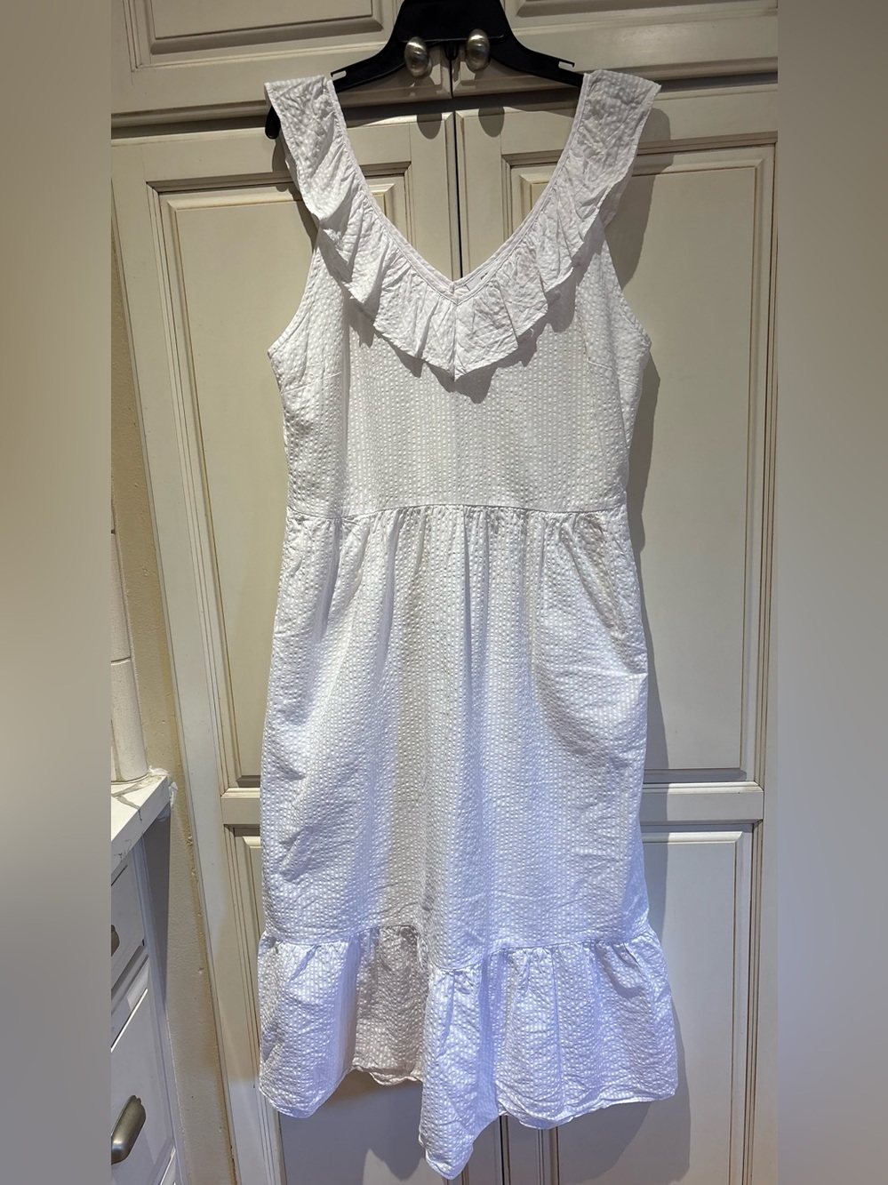 Vineyard Vines x Target Ruffled VNeck Sleeveless Dress side zipper & pockets